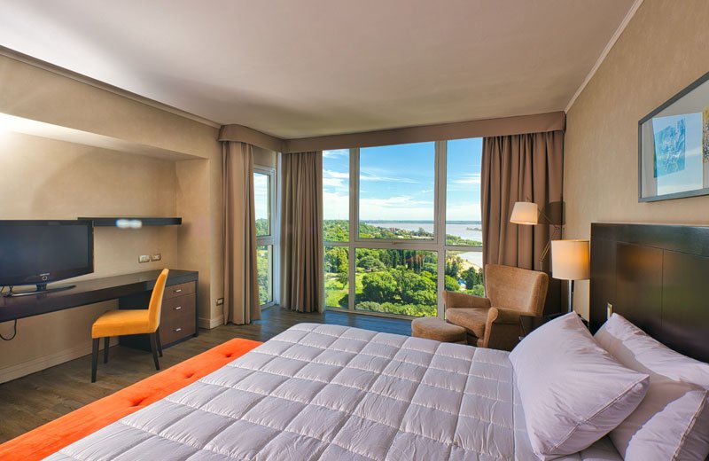 Howard Johnson Plaza Resort & Casino Mayorazgo - imagen 2